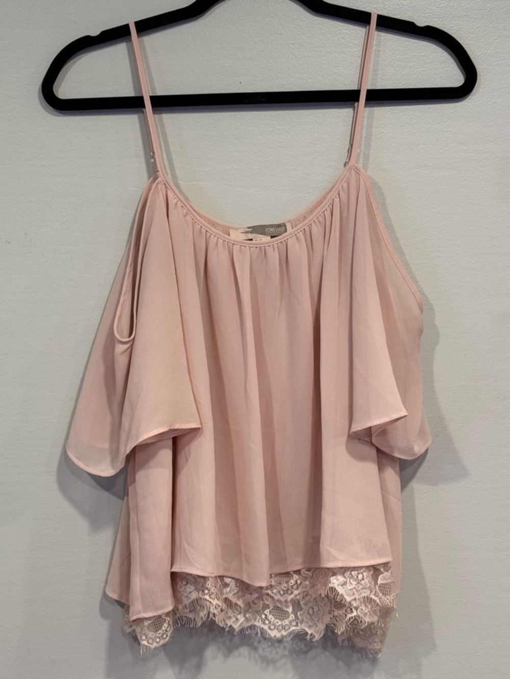 Forever 21 Contemporary Blush Pink Off-The-Shoulder Flowy Lace Hem Blouse Medium